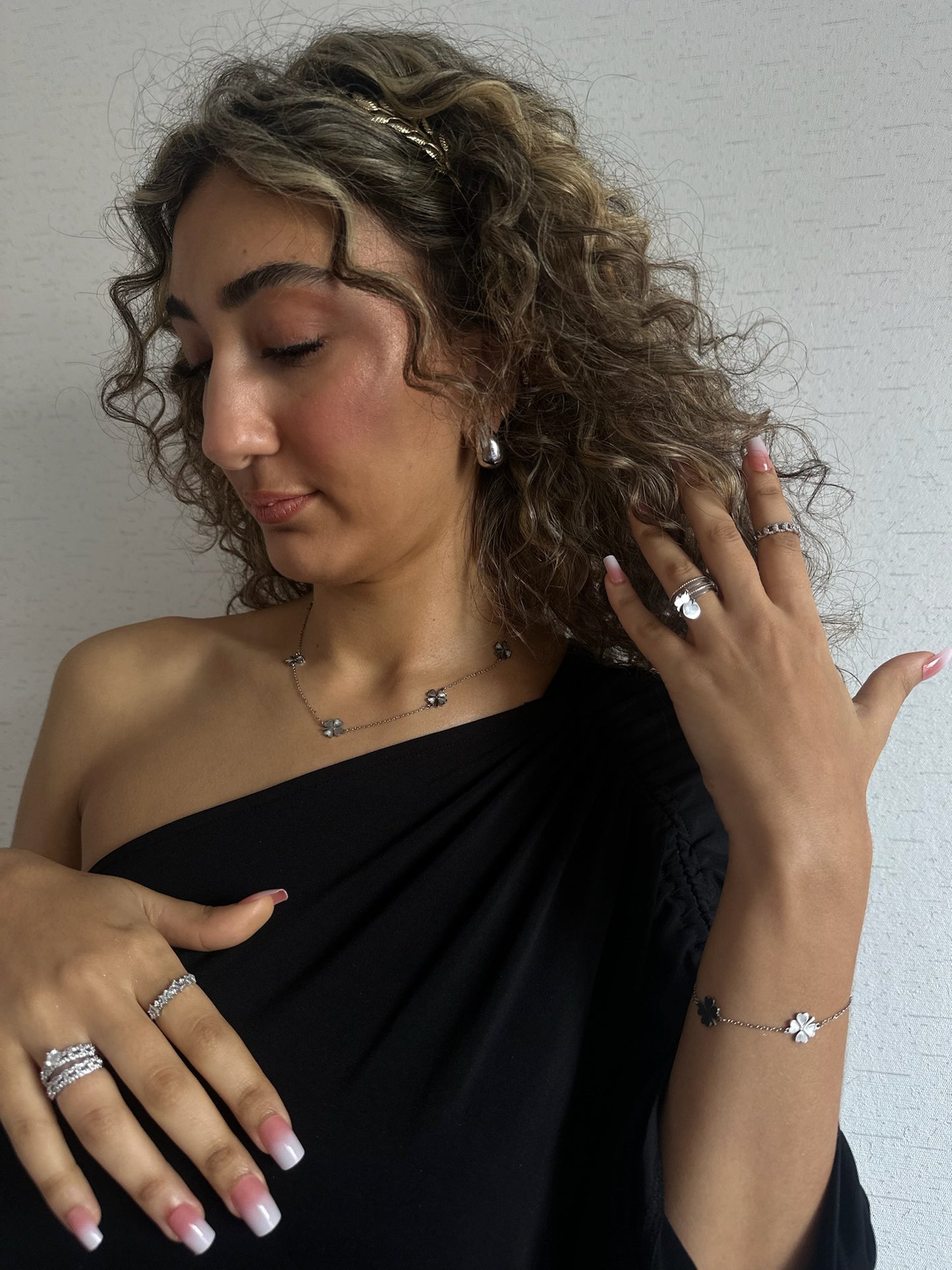 Collier Delisia